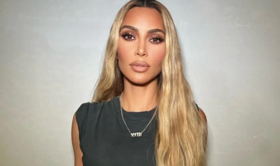 Κόσμημα της πριγκίπισσας Νταϊάνα στα χέρια της Κιμ Καρντάσιαν