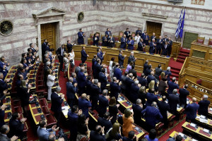 Στη Βουλή το διϋπουργικό νομοσχέδιο - Τι προβλέπει για το ακαδημαϊκό άσυλο και την κυβερνησιμότητα των δήμων