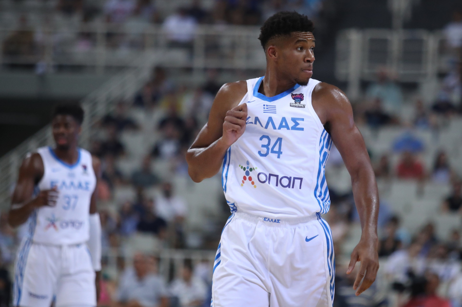 «Πάμε Ελλάς»: Επικό βίντεο της αμερικανικής πρεσβείας για τον Αντετοκούνμπο και τον αγώνα με την Τουρκία στο «Ακρόπολις»