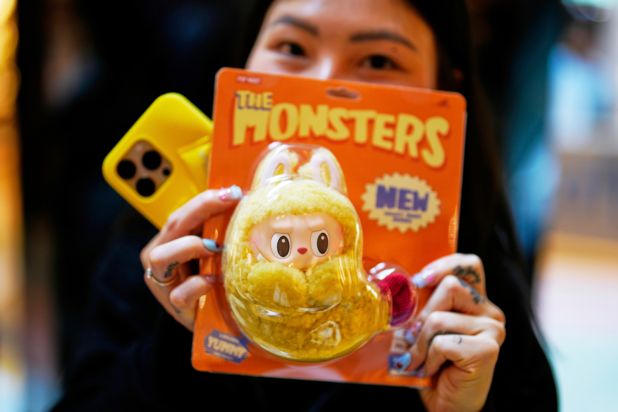 Τι είναι τα «Treatonomics» και γιατί ανθούν: Μικρές πολυτέλειες σε περιόδους αβεβαιότητας