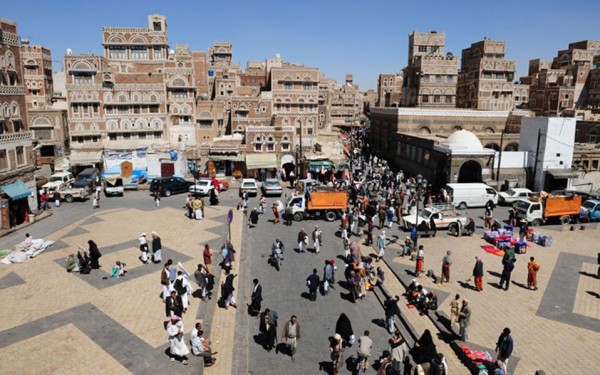 Τέσσερις νεκροί σε αεροπορικό βομβαρδισμό εναντίον των εγκαταστάσεων της δημόσιας τηλεόρασης στην Υεμένη