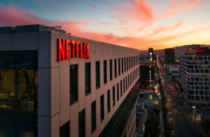 «Βόμβα» για τη Netflix: Έφοδος στα γραφεία της σε Παρίσι και Άμστερνταμ