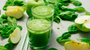 Το αποτοξινωτικό δυναμωτικό smoothie που θα σε βοηθήσει να χάσεις βάρος