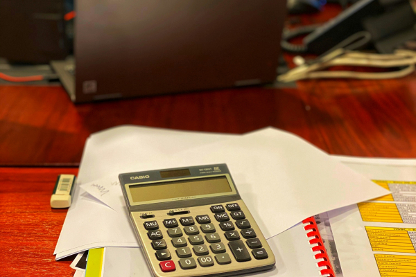 Φορολογικές δηλώσεις 2026: Πώς θα δηλωθούν τα φιλοδωρήματα