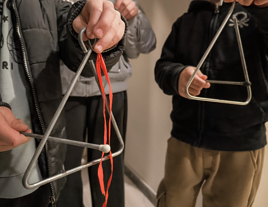 Ποια κάλαντα λέμε τα Χριστούγεννα 2025 - Η ιστορία τους