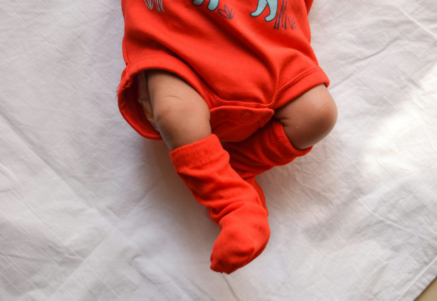 Σκιάθος: Βρέφος 9 μηνών κατάπιε δαχτυλίδι, του σφηνώθηκε στον φάρυγγα