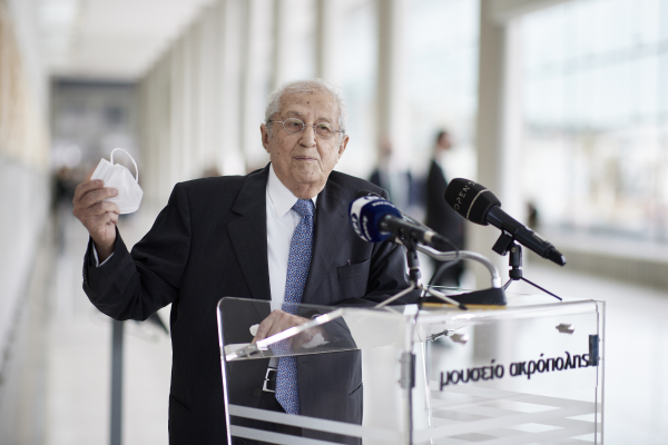 Πέθανε ο διευθυντής του Μουσείου της Ακρόπολης Δημήτρης Παντερμαλής