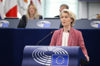 Ούρσουλα φον ντερ Λάιεν: Η γενναιότητα των τριών πυροσβεστών θα μείνει στην ιστορία