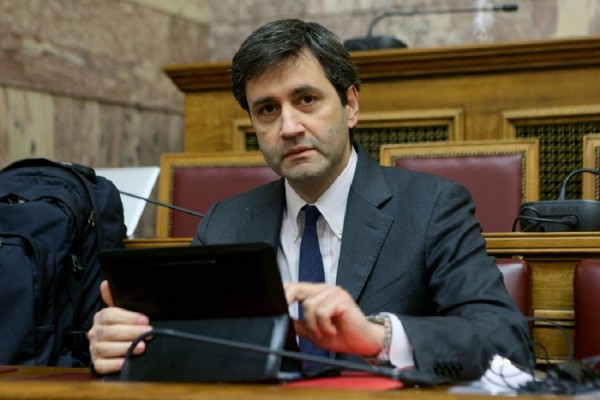 Βουλευτές του ΣΥΡΙΖΑ ζητάνε να δοθεί το κοινωνικό μέρισμα...πιο νωρίς!