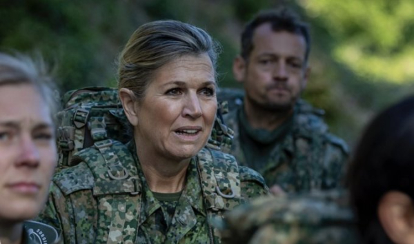 Ολλανδία: Από στρατιωτική εκπαίδευση περνάει η βασίλισσα Μάξιμα