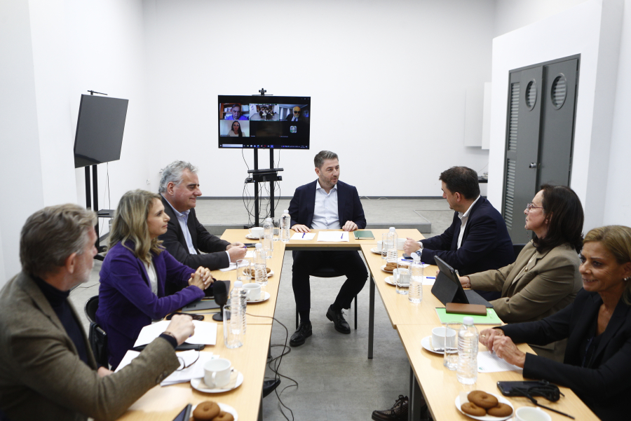 Εξηγήσεις για το «παρών» στα δωρεάν απογευματινά χειρουργεία ζήτησε ο Ν. Ανδρουλάκης