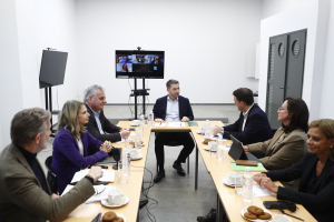 Εξηγήσεις για το «παρών» στα δωρεάν απογευματινά χειρουργεία ζήτησε ο Ν. Ανδρουλάκης