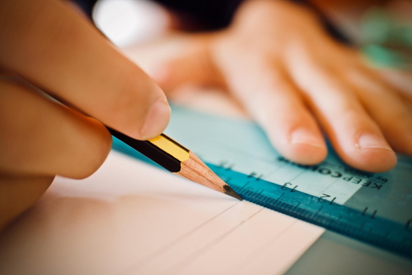 Σχολεία: Τι ώρα σχολάνε οι μαθητές σε Γυμνάσια και Λύκεια - Ποιες μέρες δεν γίνονται μαθήματα