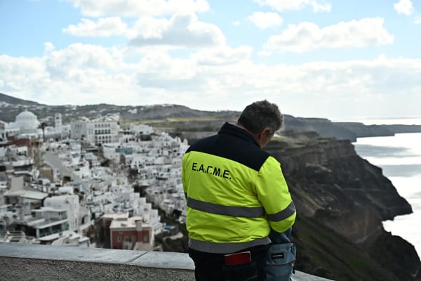 Σεισμοί στη Σαντορίνη: Τα μέτρα και τα κλειστά σχολεία στο επίκεντρο των Επιτροπών