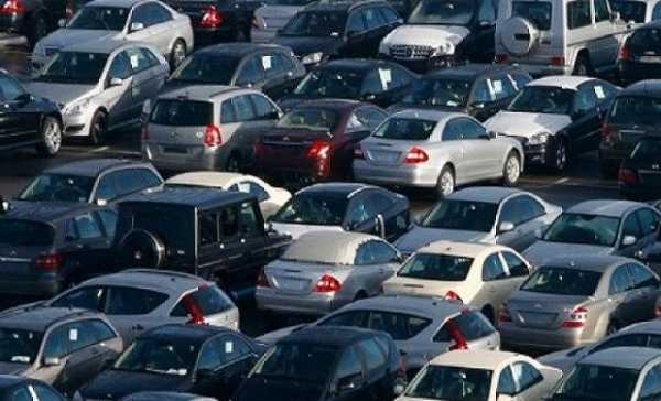 ΕΛΣΤΑΤ: Μικρή ανάκαμψη στις πωλήσεις αυτοκινήτων