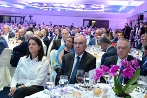 Κεραμέως και Παπαθανάσης για προγράμματα κατάρτισης: Όλα έγιναν σύμφωνα με το ενωσιακό Δίκαιο