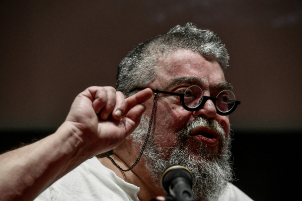 Κραουνάκης το τραγούδι του Τσίπρα - Τα χρώματα της Μπάρτσα, τα χρώματα του κόμματος