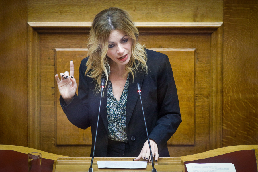 Ανεξαρτητοποιήθηκε από το ΜέΡα25 και η βουλευτής Αγγελική Αδαμοπούλου