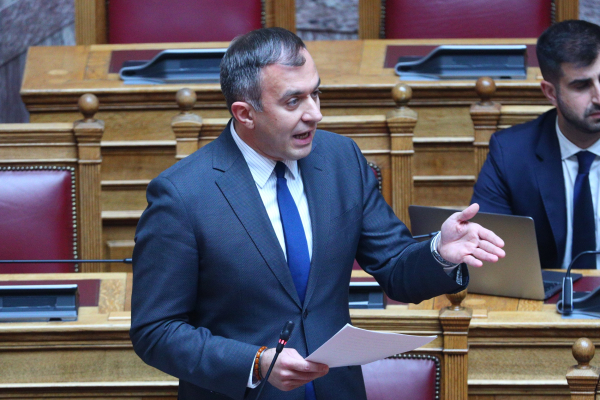 Ο Χατζηβασιλείου, το ονοματολογικό και ο «Φραπές»!