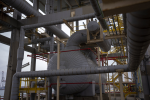 Politico: Η εξαίρεση του LNG για την Ελλάδα «ξεκλειδώνει» το 21ο πακέτο κυρώσεων της ΕΕ κατά της Ρωσίας