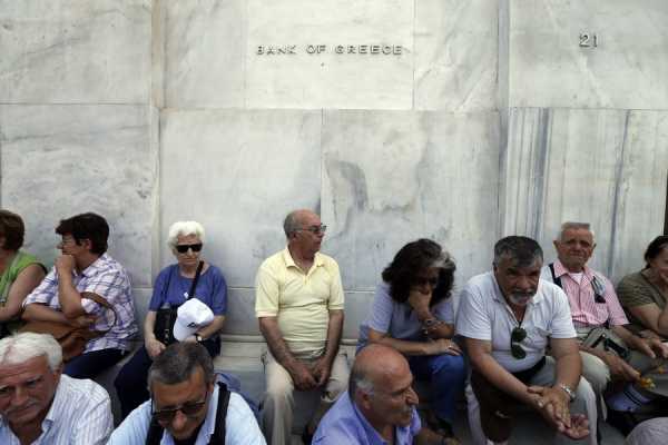 Στον «προκρούστη» τα εφαπαξ πάνω από 30.000 αιτήσεις στα συρτάρια του ΤΠΔΥ
