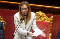 Μελόνι: «Παρέμβαση στο Ορμούζ θα σήμαινε ένα βήμα προς την εμπλοκή στον πόλεμο»