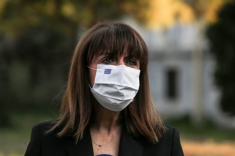 ΠτΔ: Οι ευχές της σε όσους είναι μακριά από τα σπίτια τους