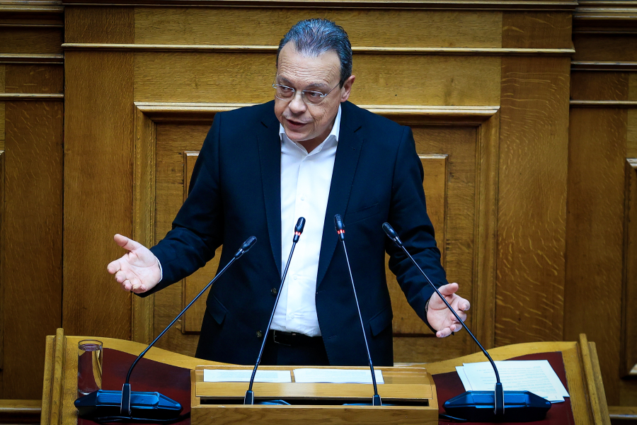 Δείτε live την παρέμβαση Φάμελλου στη Βουλή