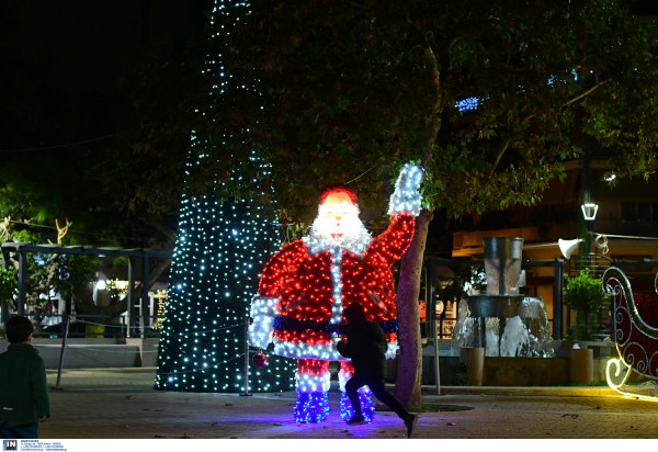 13033: Τι θα στείλουμε για ρεβεγιόν για να πάμε από σπίτι σε σπίτι