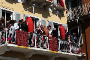 Κέρκυρα: Έσπασαν μπότηδες παρά τον κορονοϊό