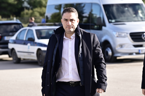 Τσουκαλάς κατά Κεραμέως: «Λαϊκισμός είναι να λες κάθε μέρα διαφορετικά πράγματα»