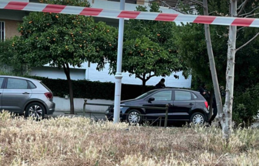 Τροχαίο στο Χαλάνδρι: Αυτοκίνητο έπεσε σε στάση λεωφορείου - Τρεις τραυματίες