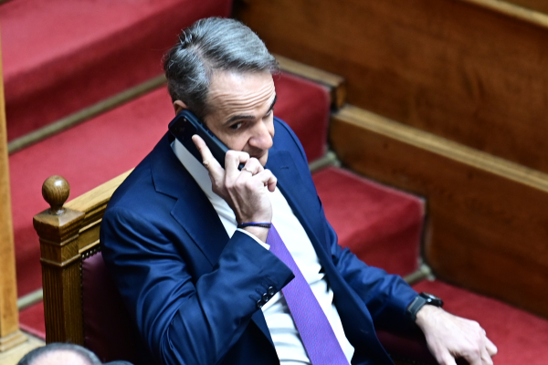 Το «φάντασμα» των υποκλοπών επέστρεψε