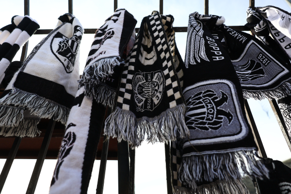 Στο Παπαγεωργίου οι τραυματίες οπαδοί του ΠΑΟΚ - Βουβός θρήνος στην Τούμπα