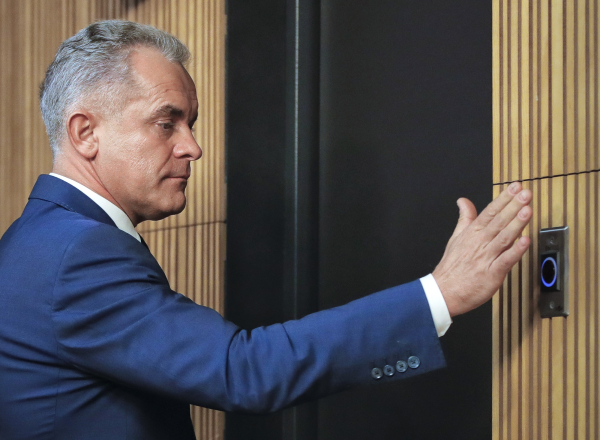 Βλαντιμίρ Πλαχοτνιούκ: Μέσα σε αεροπλάνο η σύλληψη του Μολδαβού εγκεφάλου εγκληματικής οργάνωσης