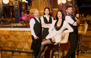 «First Dates»: Τα τρία εκρηκτικά ζευγάρια που υποδέχεται απόψε η Ζεν - Θα πετύχει η συνάντηση;