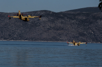 Φωτιά τώρα στην Ύδρα