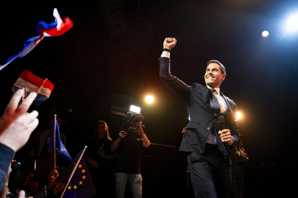 Εκλογές στην Ολλανδία: Επίσημα πρώτο το κεντρώο D66 του Ρομπ Γέτεν