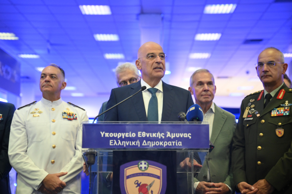 Το μήνυμα στον Δένδια