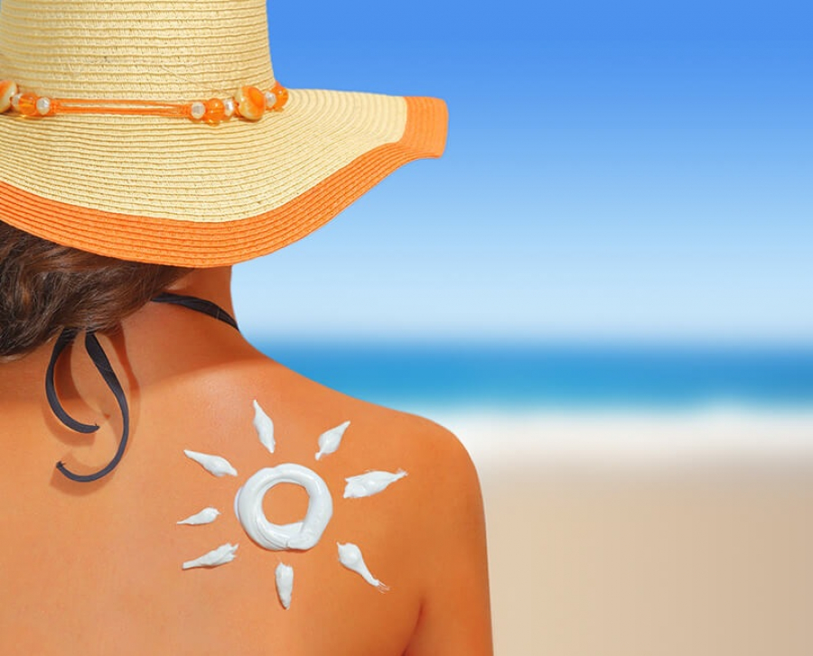 Χρήσιμες οδηγίες για προστασία από την έκθεση στον ήλιο