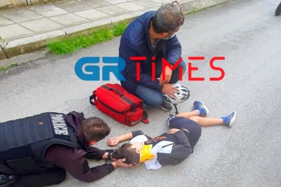Θεσσαλονίκη: Σωτήρια επέμβαση αστυνομικού της ΔΙΑΣ για 13χρονο τραυματία τροχαίου