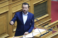 Παππάς: Να αξιοποιηθεί ο «νέος» δημοσιονομικός χώρος για μείωση του ΕΦΚ και να μπει πλαφόν στη διύλιση