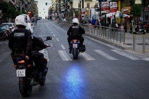 Χρυσοχοΐδης: Επιστράτευση χιλιάδων αστυνομικών