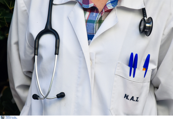 Καμπανάκι από ΠΙΣ για άσκηση ιδιωτικό έργου από γιατρούς του ΕΣΥ