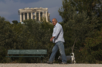 Greek Households Burn Through Savings as Incomes Fall and Investment Slumps, Eurostat Data Show