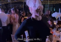 Ιωάννα Τούνη: Ο αισθησιακός χορός στον γάμο της κολλητής της