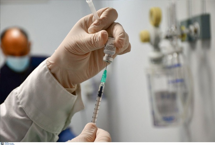 Πλαστά πιστοποιητικά εμβολιασμού: Αυξάνονται οι καταγγελίες, στο μικροσκόπιο τουλάχιστον 10 εμβολιαστικά κέντρα