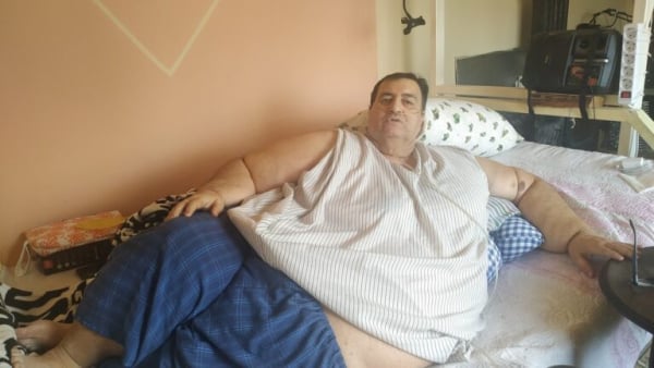 «Γολγοθάς» για 60χρονο στην Κομοτηνή: Ζυγίζει 360 κιλά και δεν μπορεί να μεταφερθεί στο νοσοκομείο