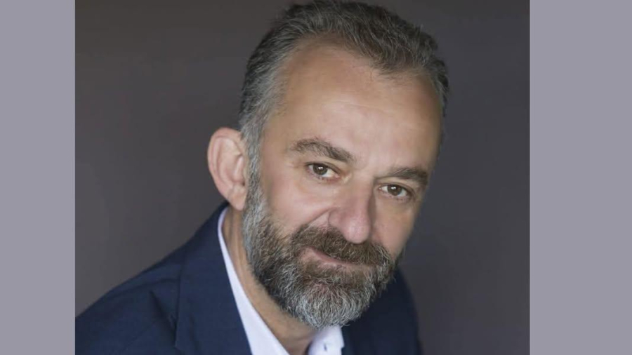 Το πρώτο βραβείο στην κυβερνητική προπαγάνδα