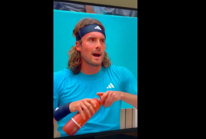 «Έκρηξη» Τσιτσιπά στη Μαδρίτη - «Γαλλικά» προς την ομάδα του (Βίντεο)